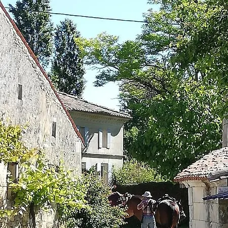 à Travers Chants Couette-café